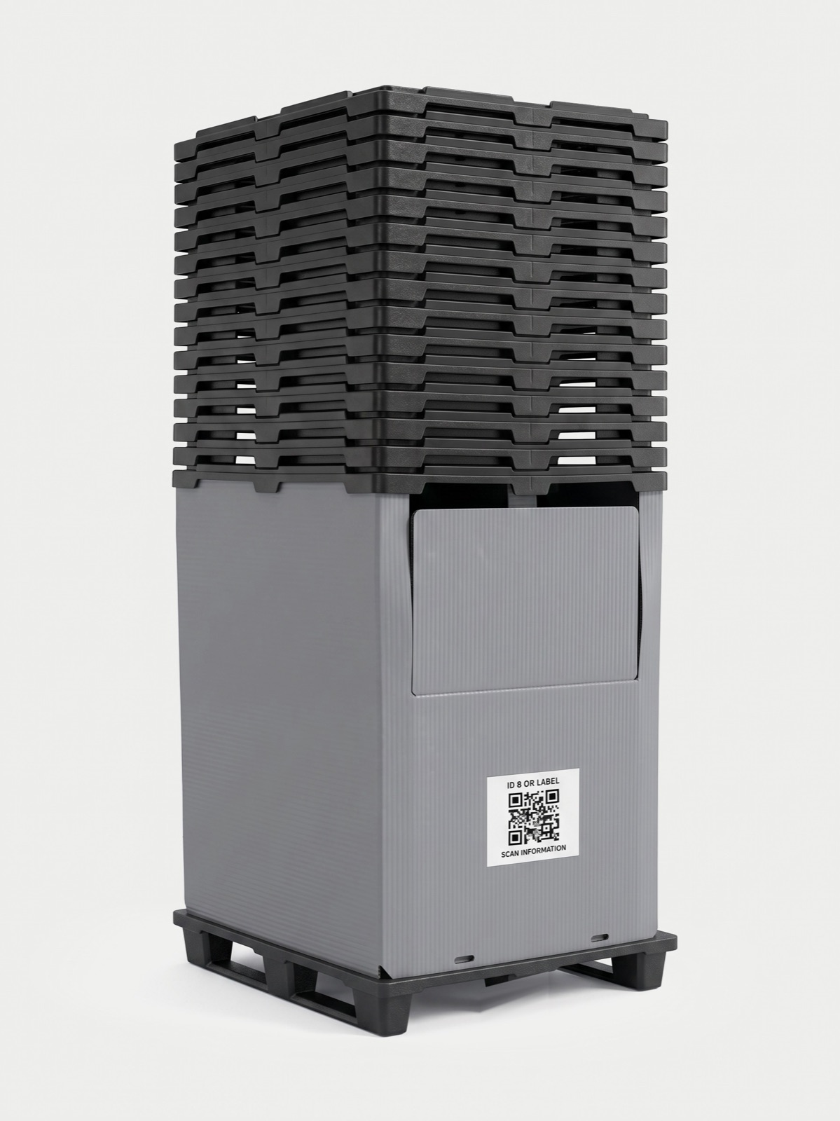 One NESTAX return module: seventeen pallets nested on top of seventeen folded sleeves